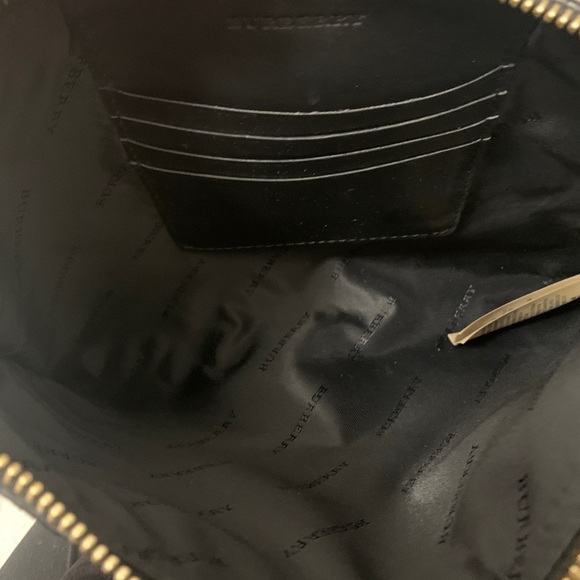 Authentic Burberry Suede Bow Buckle Crossbody Bag - Picture 4 of 6
